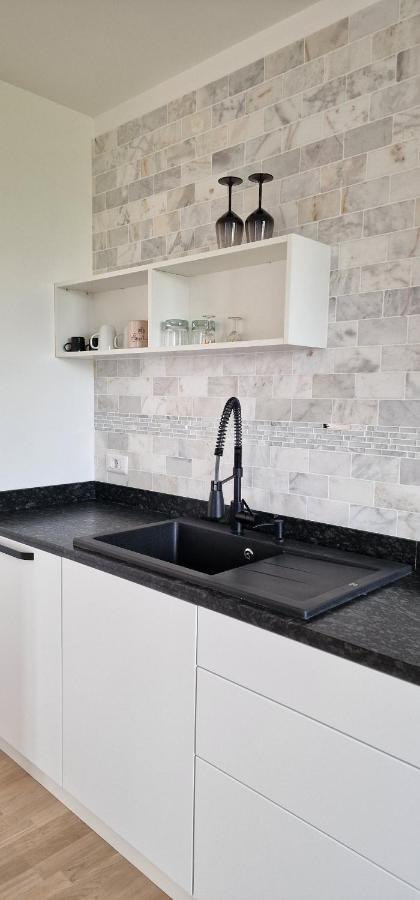 Central Apartment With City View Braşov Buitenkant foto