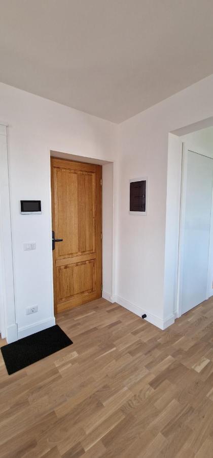 Central Apartment With City View Braşov Buitenkant foto
