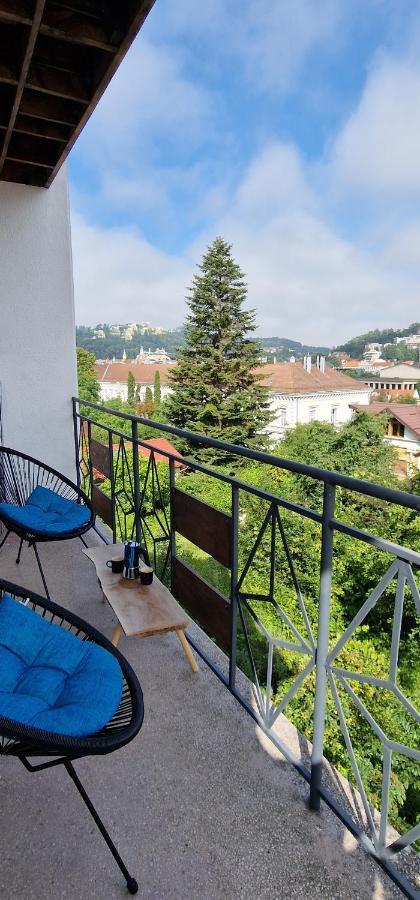 Central Apartment With City View Braşov Buitenkant foto